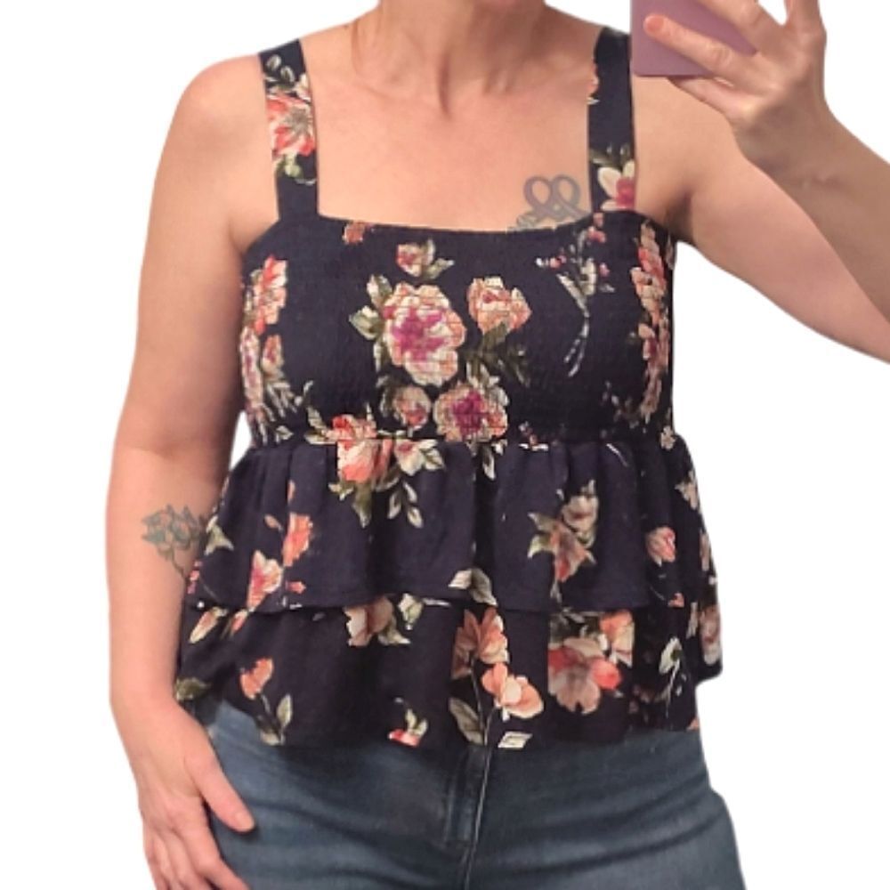 Story On Blue Floral Smocked Peplum Tank Top Large